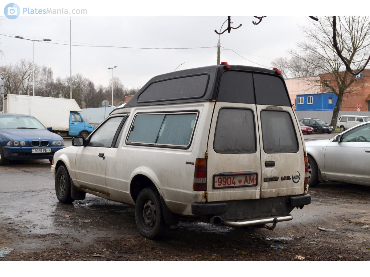 9904 AM, Ford Escort 