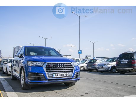 AA 0009 XB, Audi SQ7