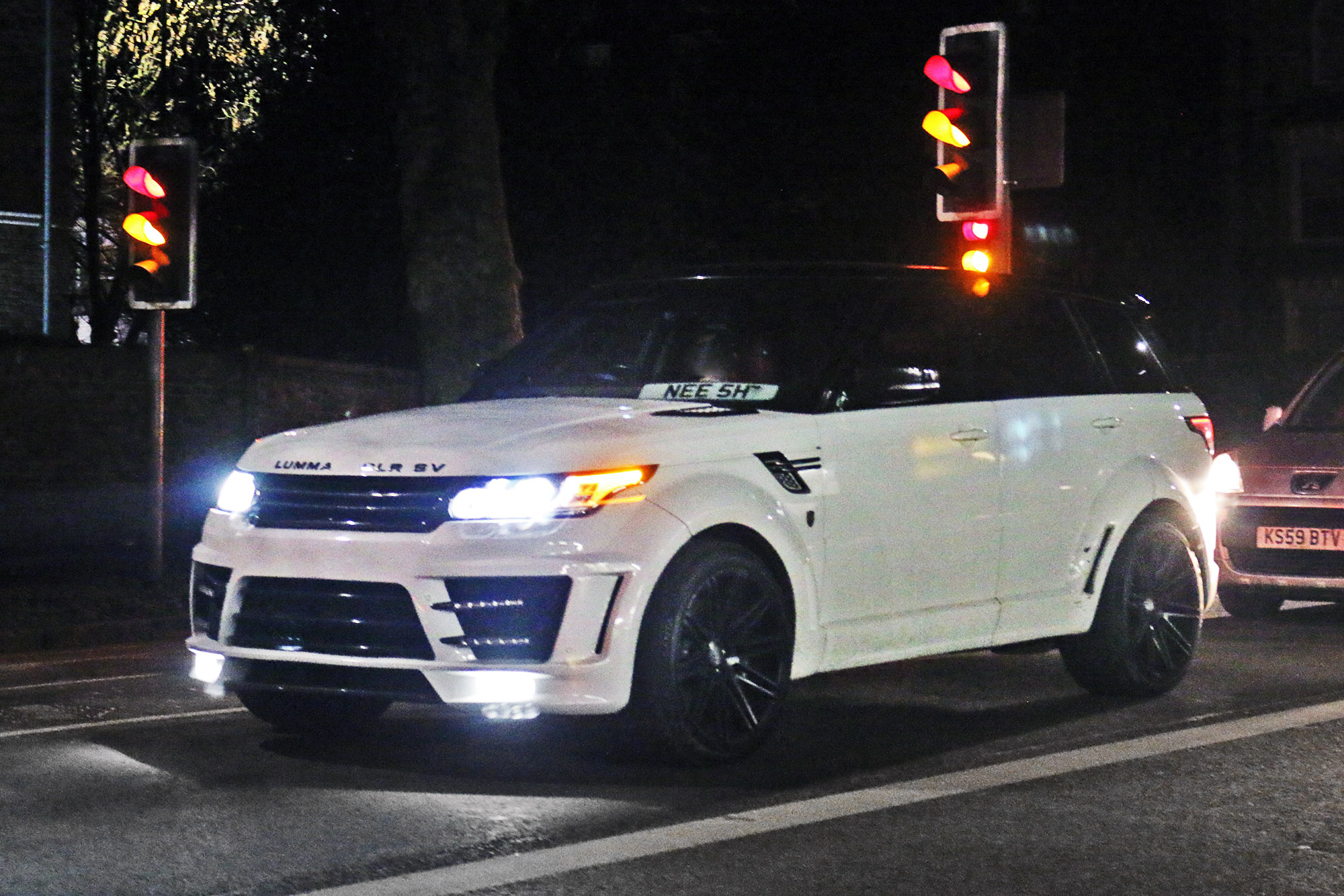 NEE5H, License plate without vehicle 