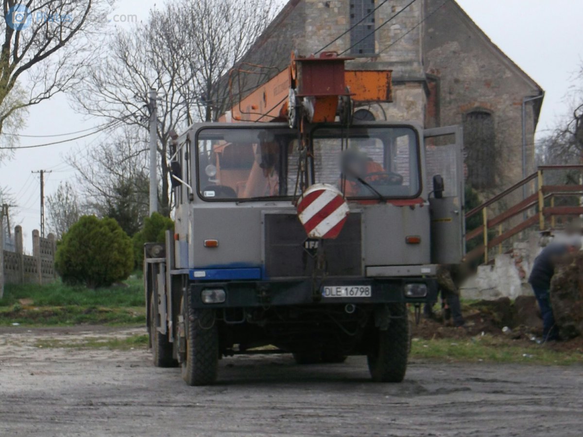 DLE 16798, IFA ADK 125 