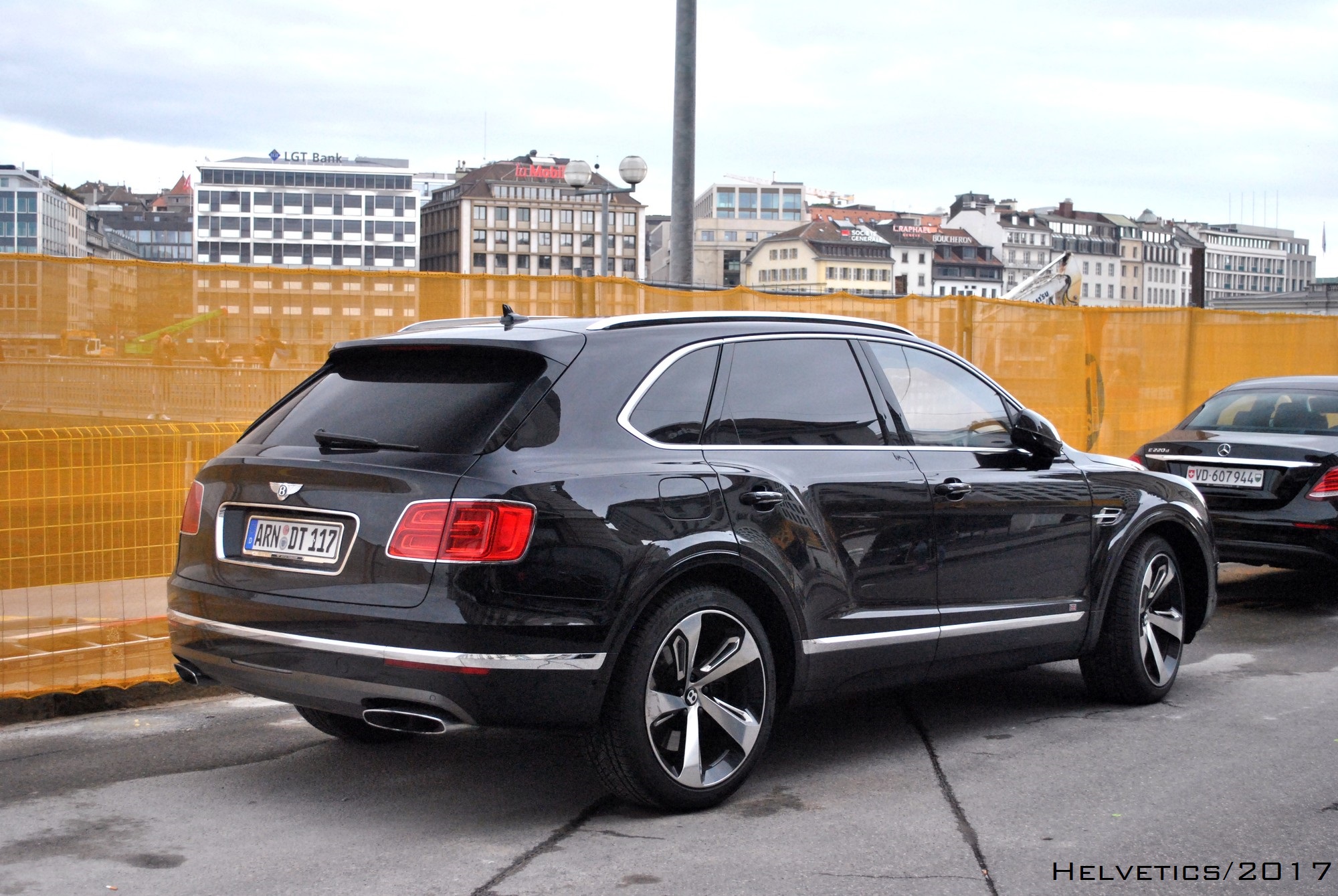 ARN DT 117, Bentley Bentayga 1st gen (PL71), 2016–2020