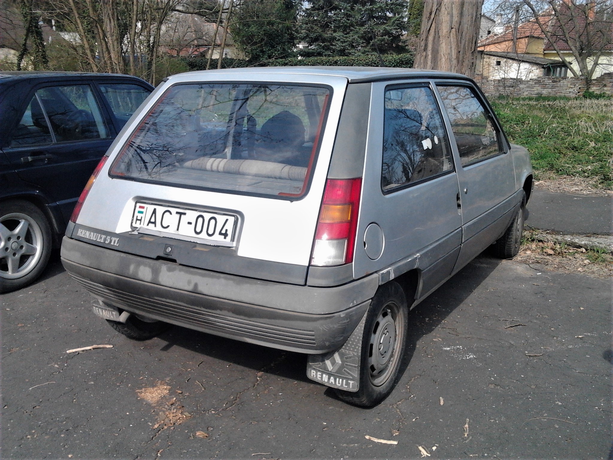 ACT-004, Renault 5 2nd gen Supercinq 3-door Hatch (C40), 1984–1996