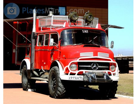 е911ем154, Mercedes-Benz L/LA-Series Trucks