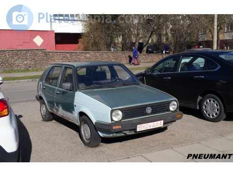 5532 AAA, Volkswagen Golf