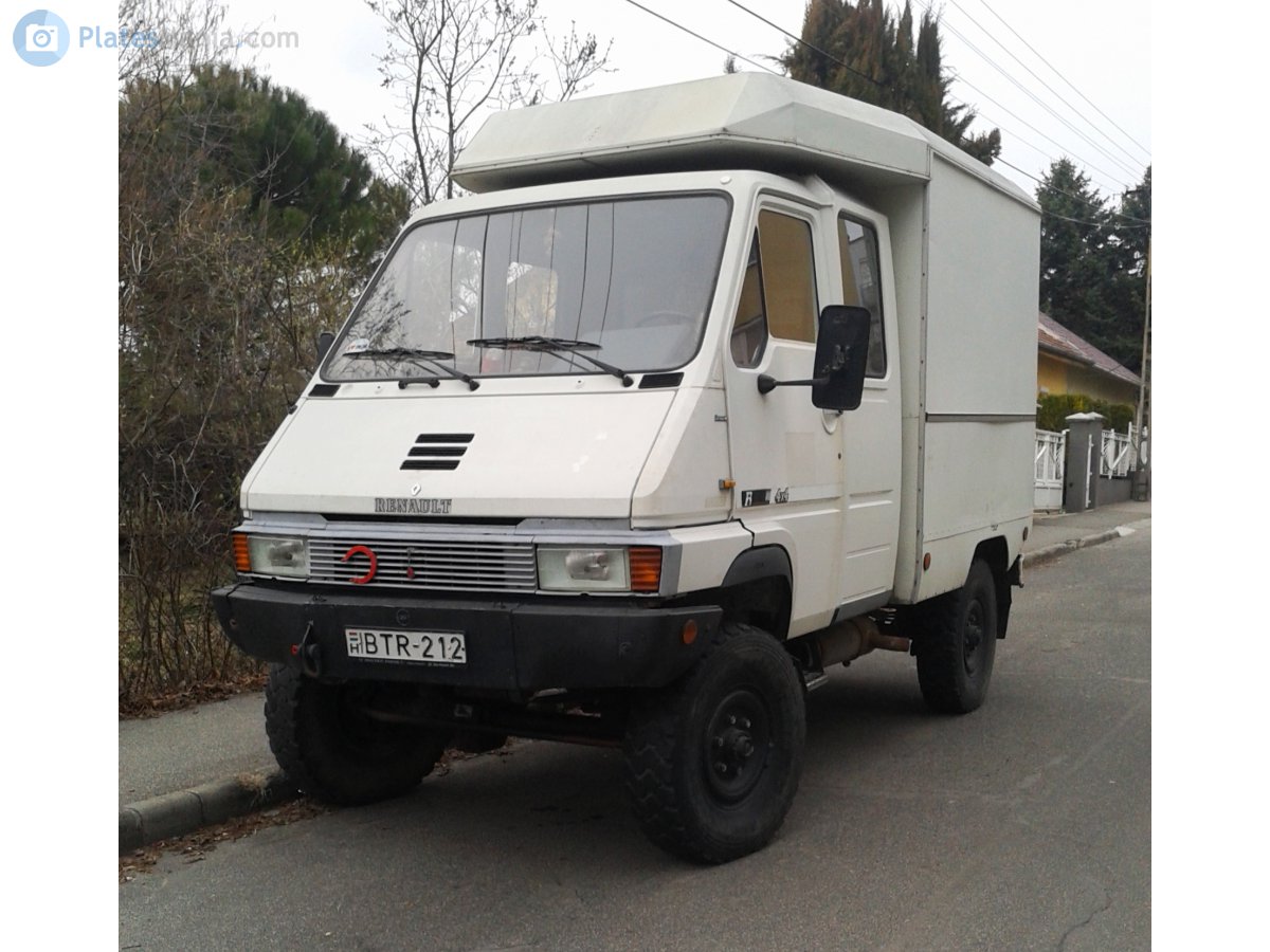 BTR-212, Renault B-Gamme (Messenger) 