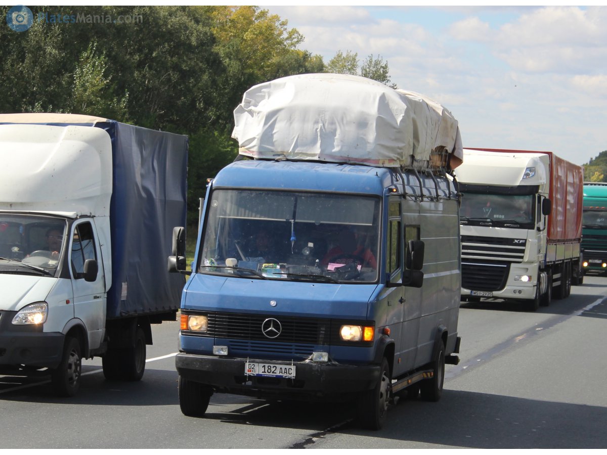 02 182 AAC, Mercedes-Benz T2 2nd gen (668/669/670), 1986–1996