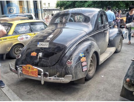 EMD 677, Ford Deluxe