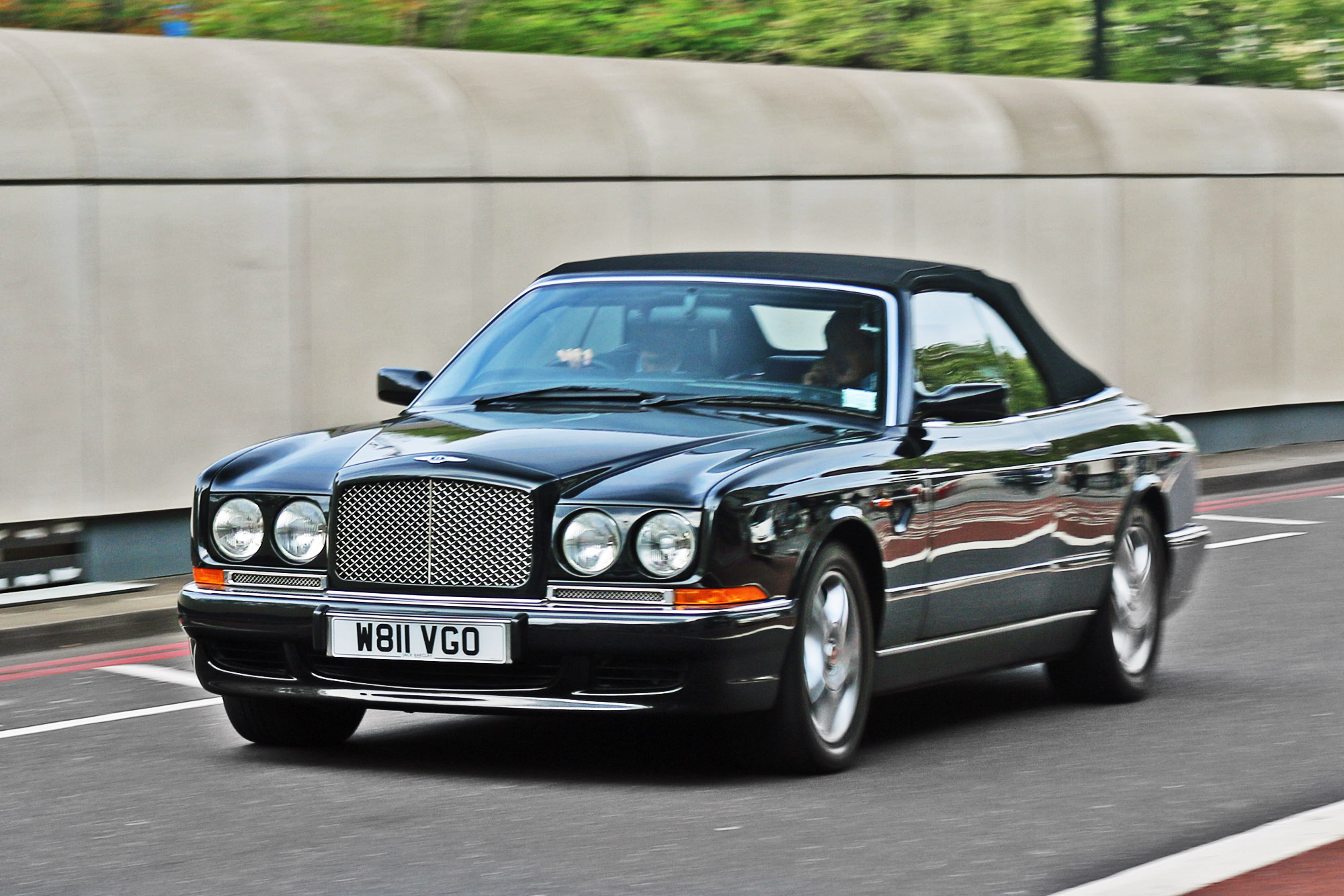 W811VGO, Bentley Azure 1st gen (SZ), 1995–2003