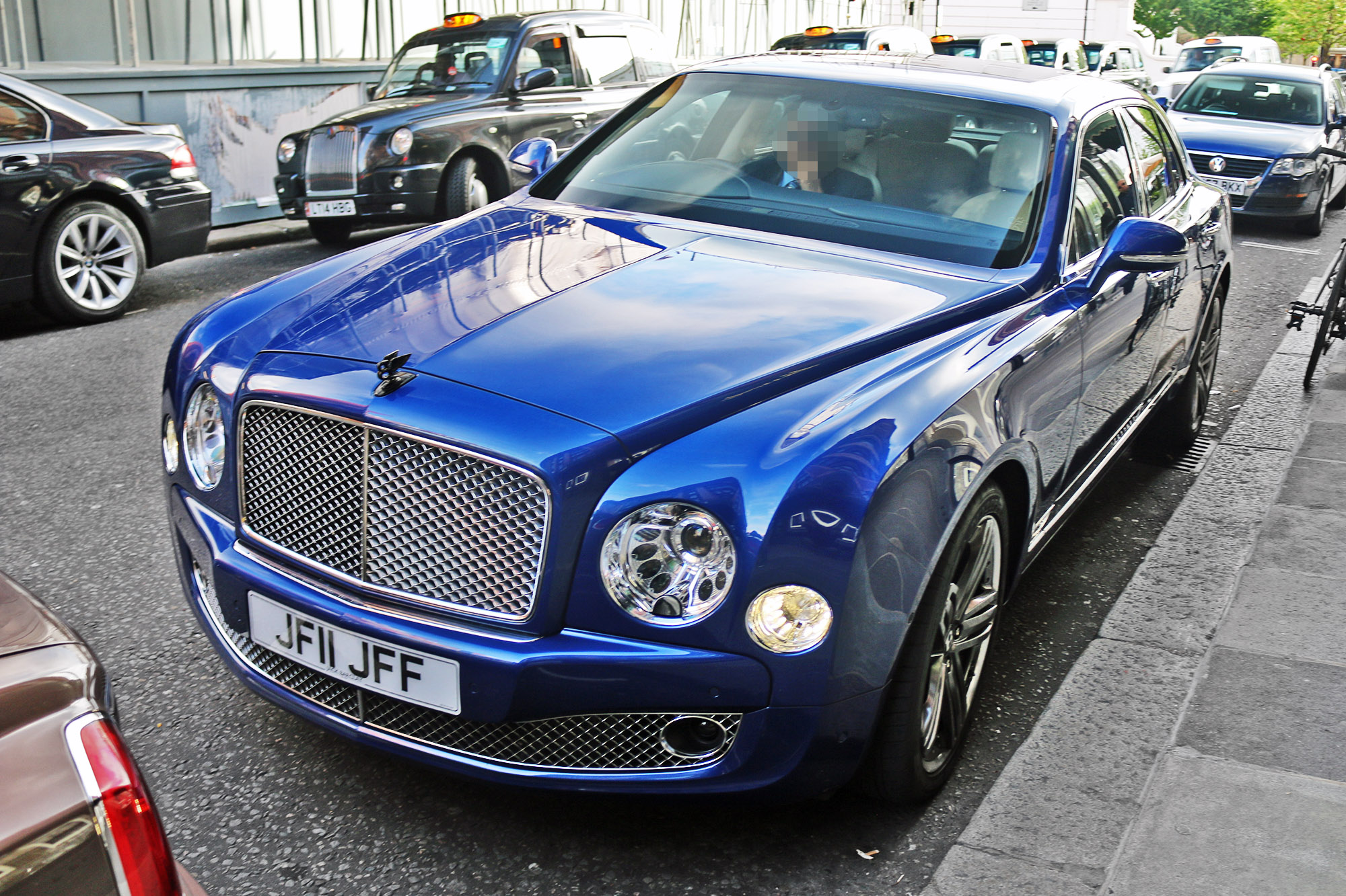 JF11JFF, Bentley Mulsanne 2nd gen (3Y), 2009–2016