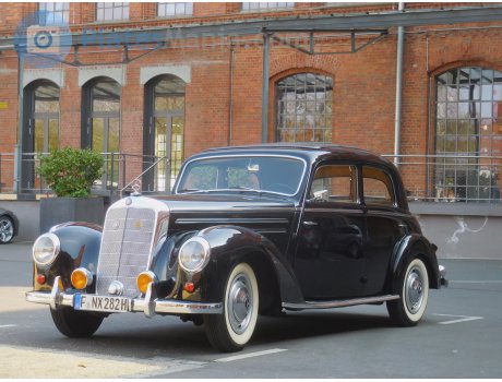 F NX 282H, Mercedes-Benz 220