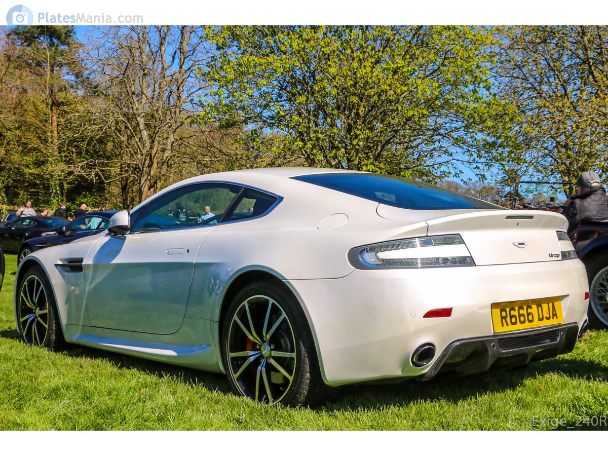 R666DJA, Aston Martin V8 Vantage 