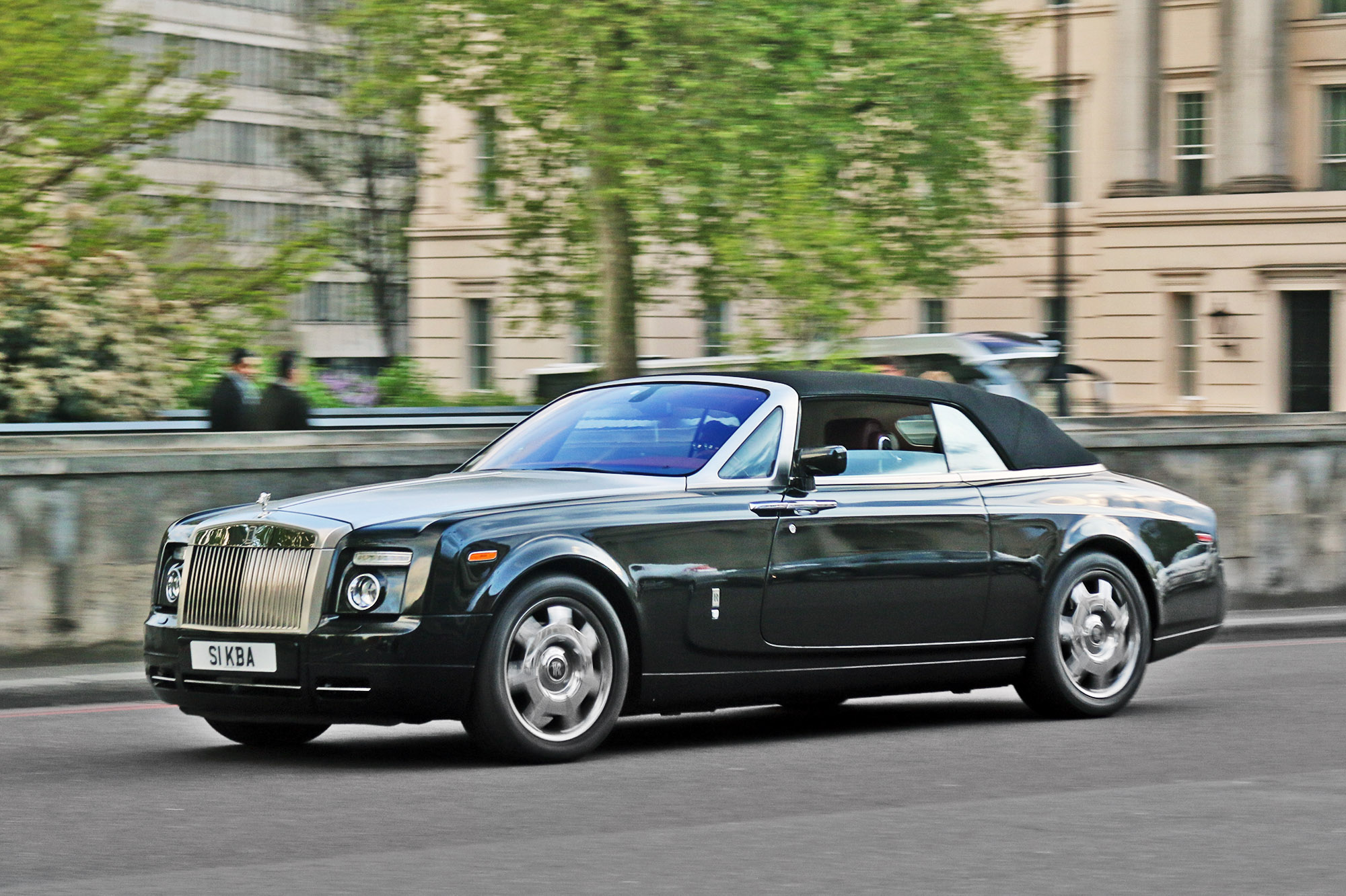 S1KBA, Rolls-Royce Phantom Drophead Coupé 