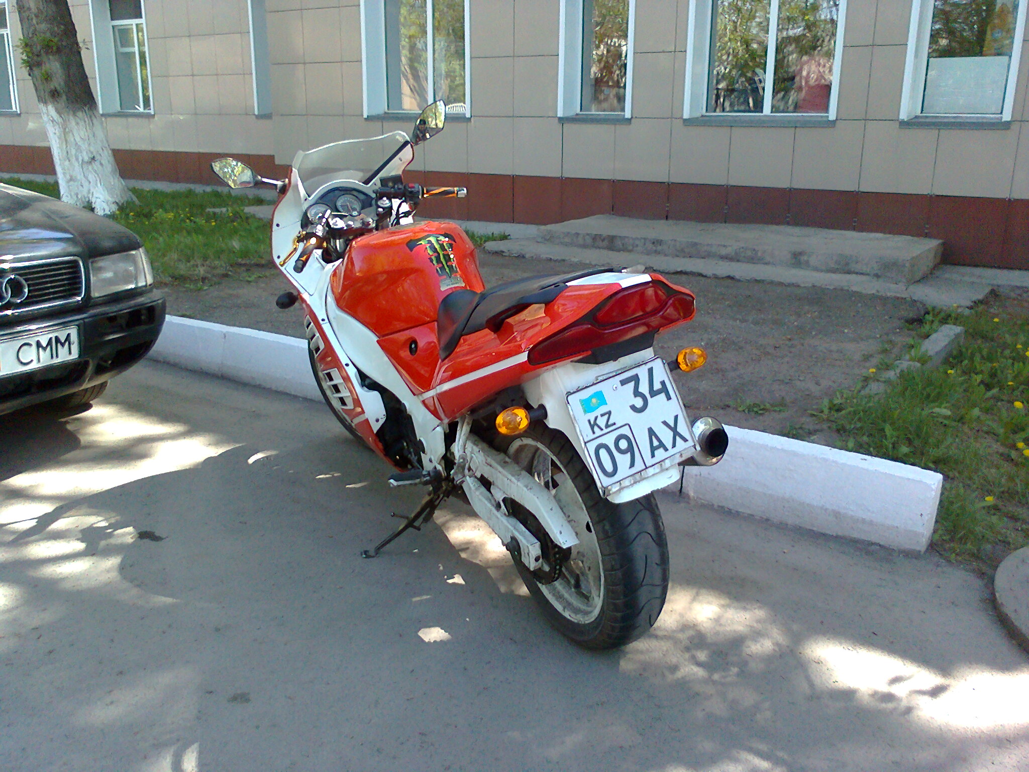 34 AX 09, Suzuki RF Series 