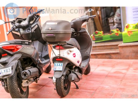 AA44, Piaggio Zip