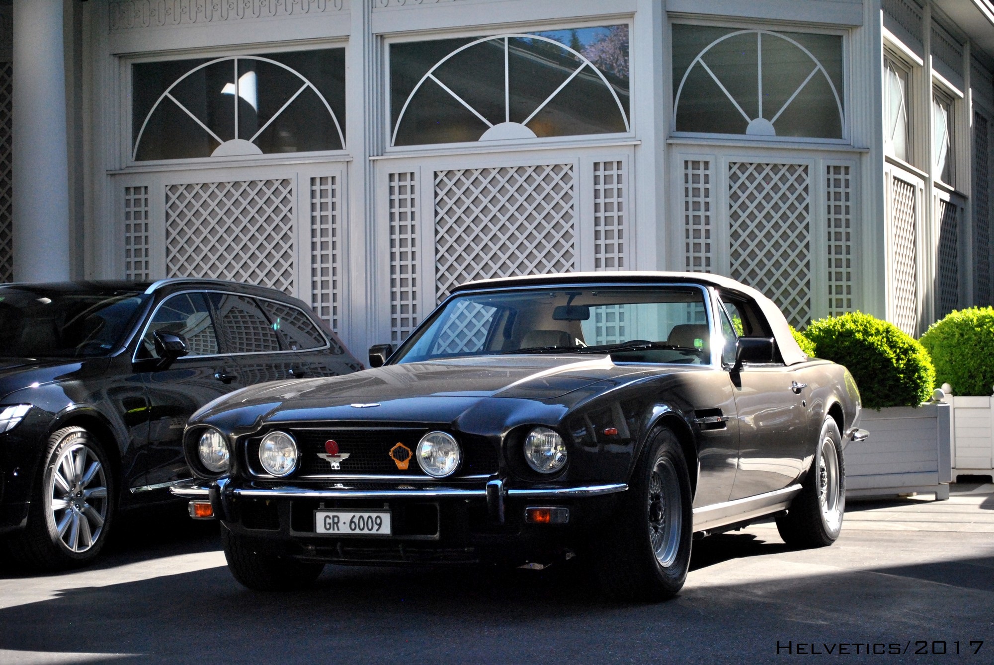 GR 6009, Aston Martin V8 Volante 