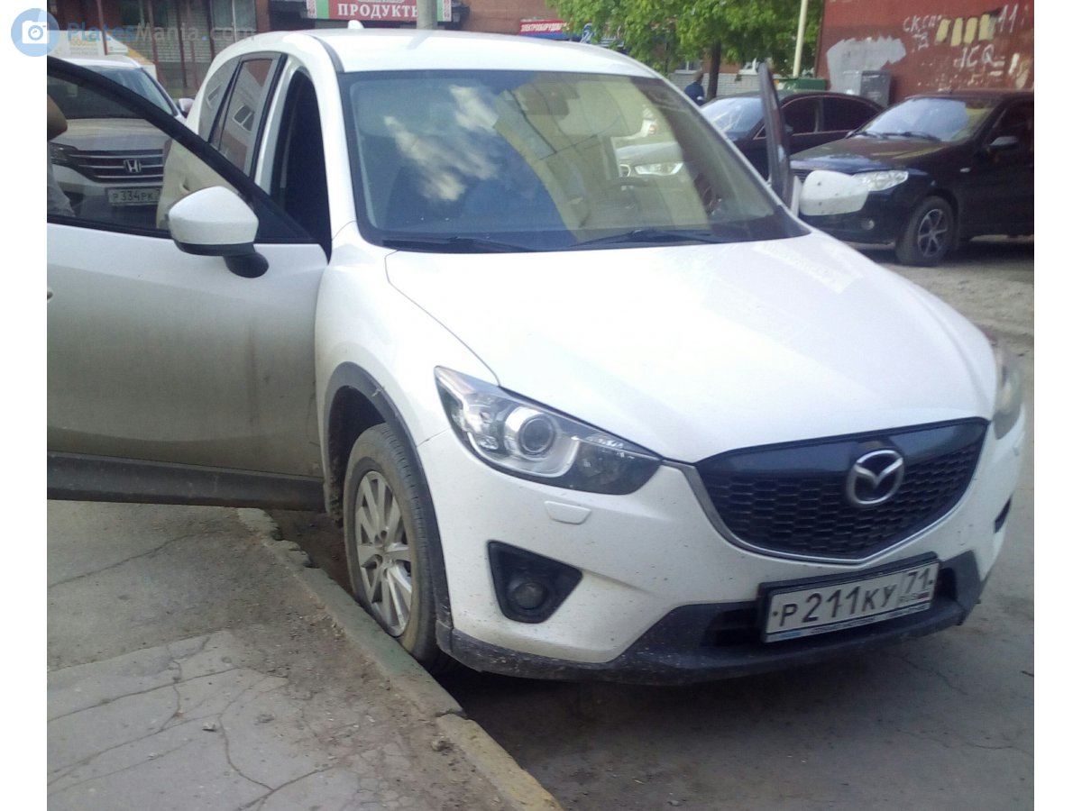 р 211 ку 71, Mazda CX-5 