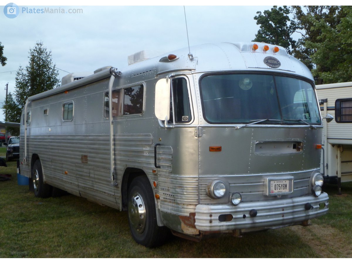 075YBM, GMC P-Series 