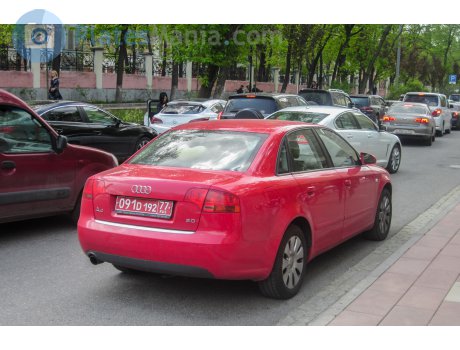 091D 192 77, Audi A4