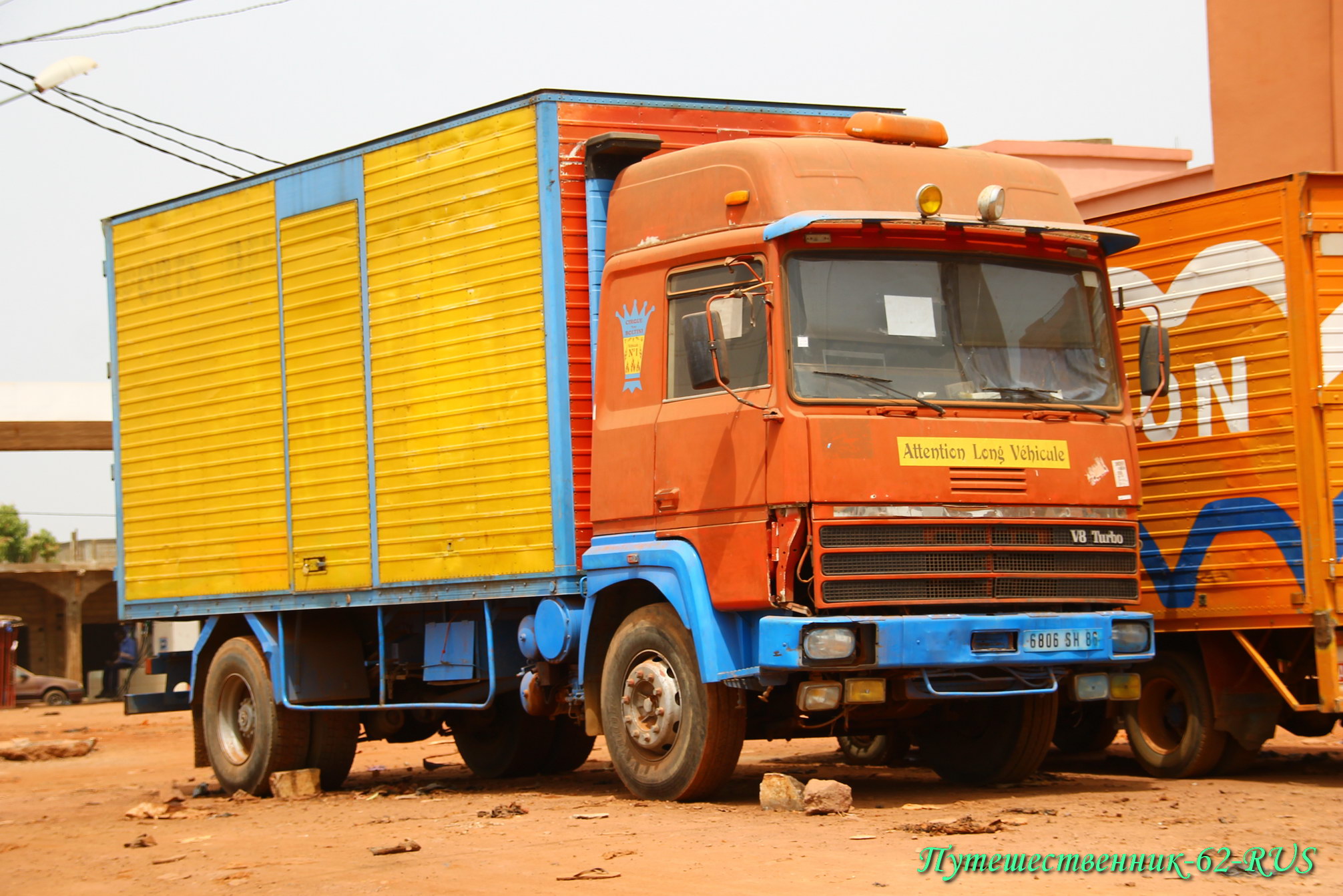 6806 SH 86, Renault R-Gamme (Major) 