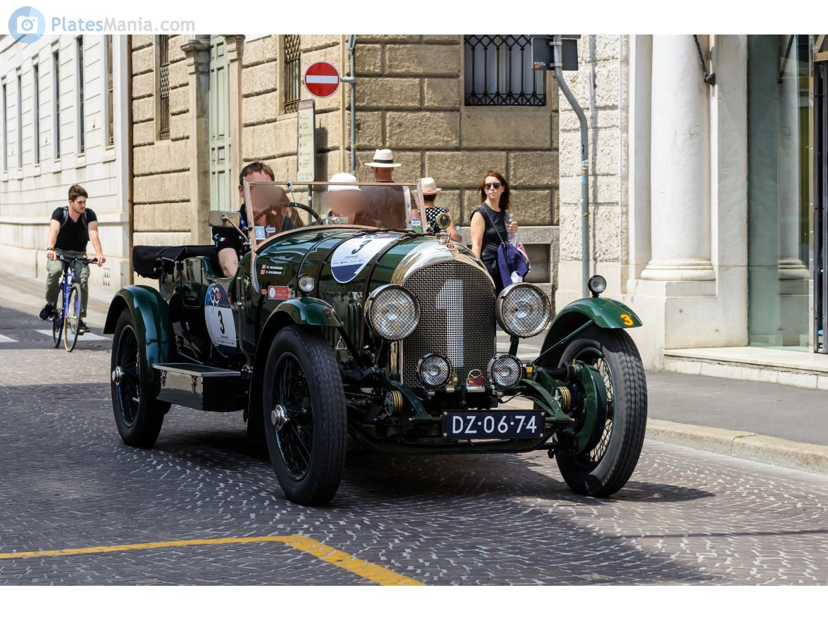 DZ-06-74, Bentley 3 Litre 