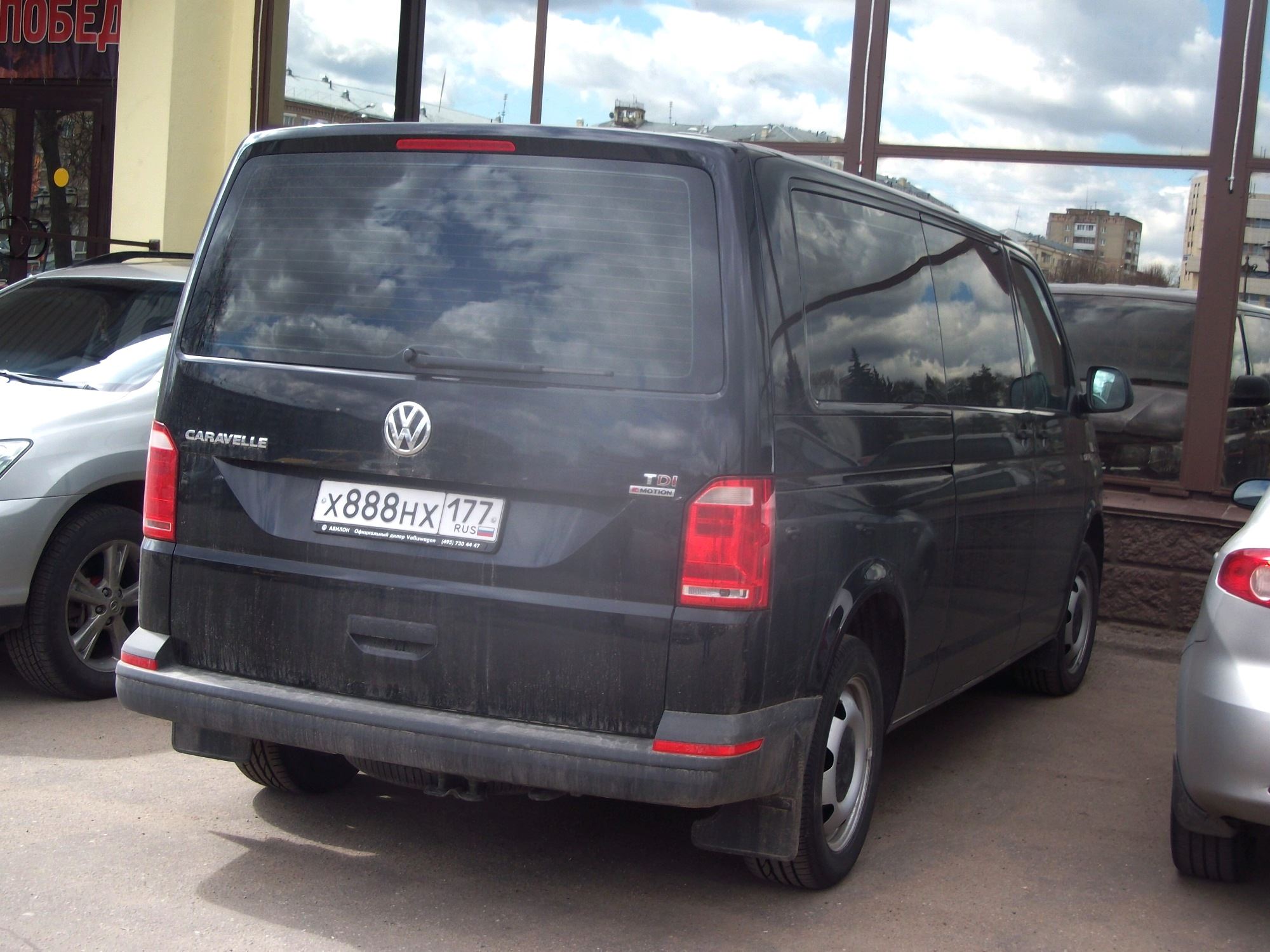 х 888 нх 177, Volkswagen Caravelle 