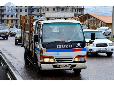 в126мс80, Isuzu Elf