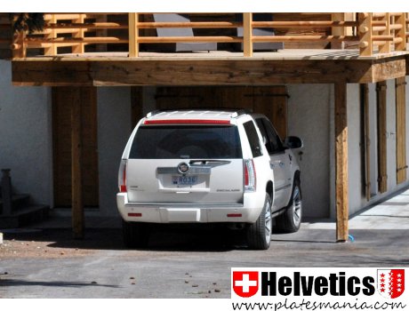 R036, Cadillac Escalade