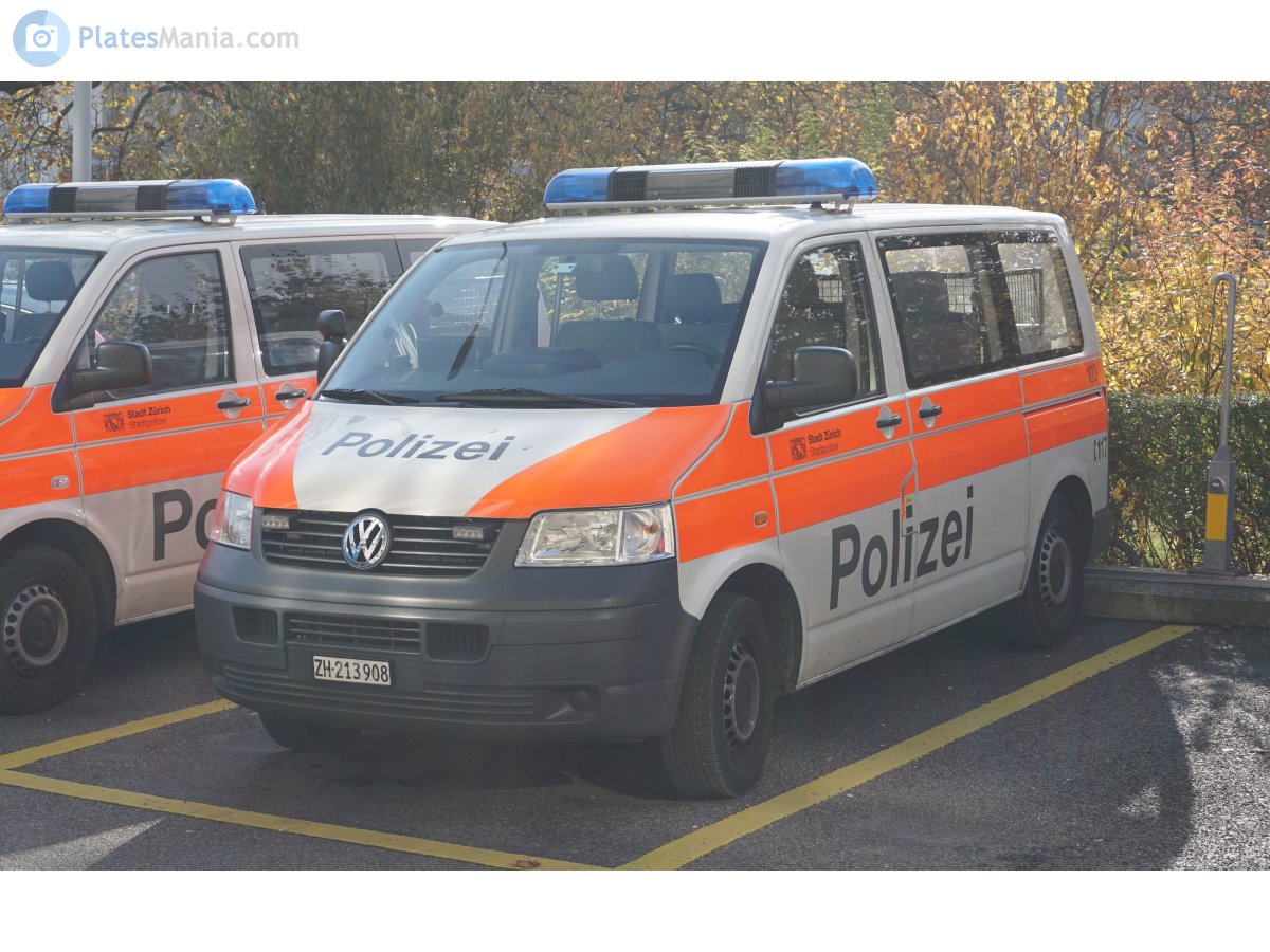 ZH 213908, Volkswagen Transporter 5th gen Van (T5) (7E/7H), 2003–2009