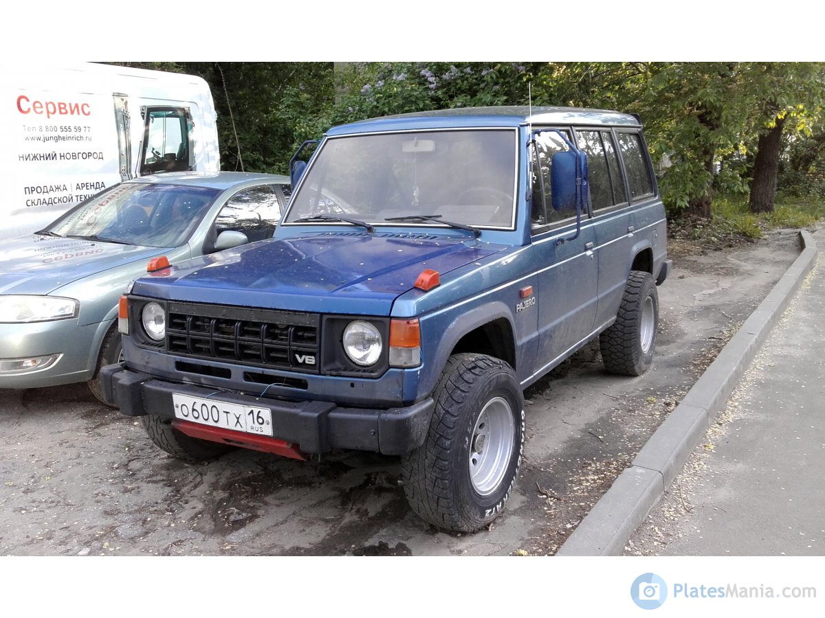 о 600 тх 16, Mitsubishi Pajero 1st gen 5-door SUV (L040/L140/N*), 1982–1991