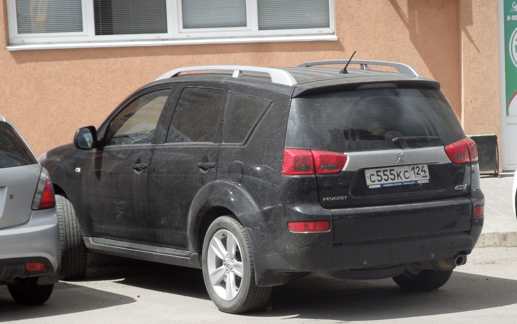 с 555 кс 124, Peugeot 4007 1st gen (I3), 2007–2012