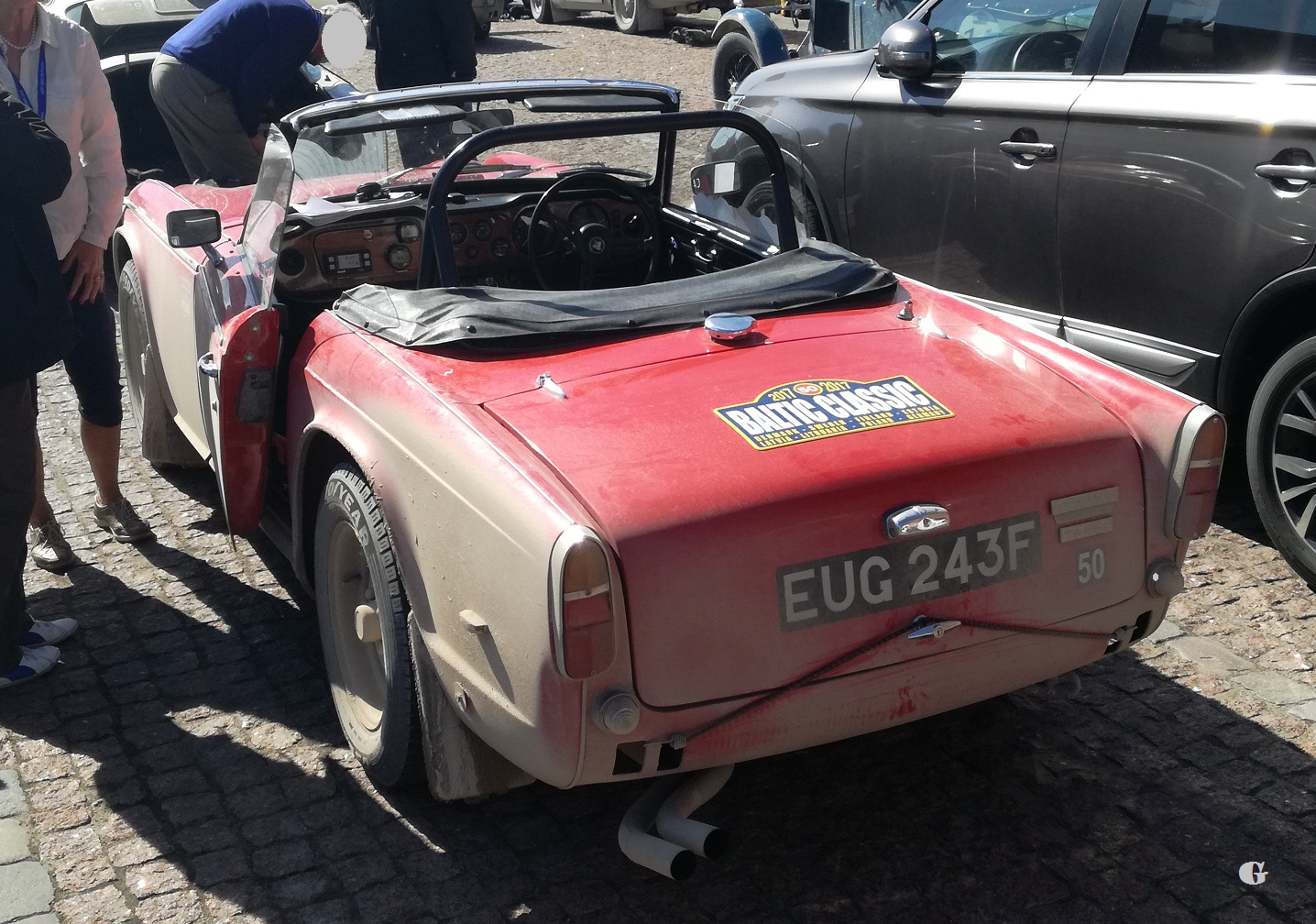 EUG243F, Triumph TR250 