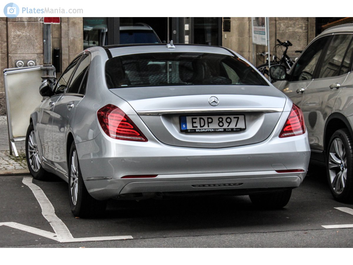 Автомобильные номера швеции. Номера швеции. Автономера швеции. Шведские автомобильные номера. Шведские автомобильные номера.