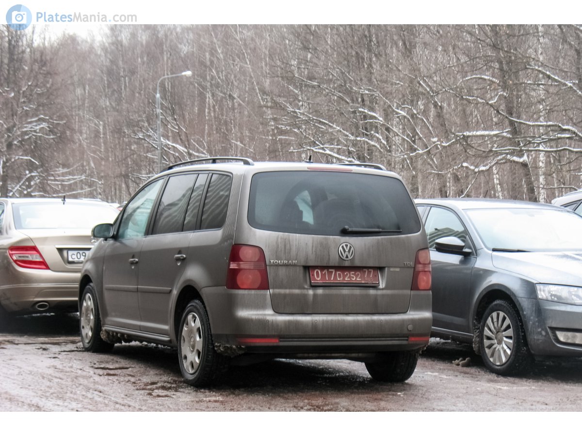 017 D 252 77, Volkswagen Touran 1st gen (1T2), 1st facelift, 2006–2010