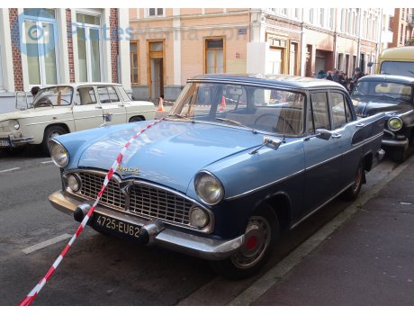 4725 EU 62, Simca Vedette