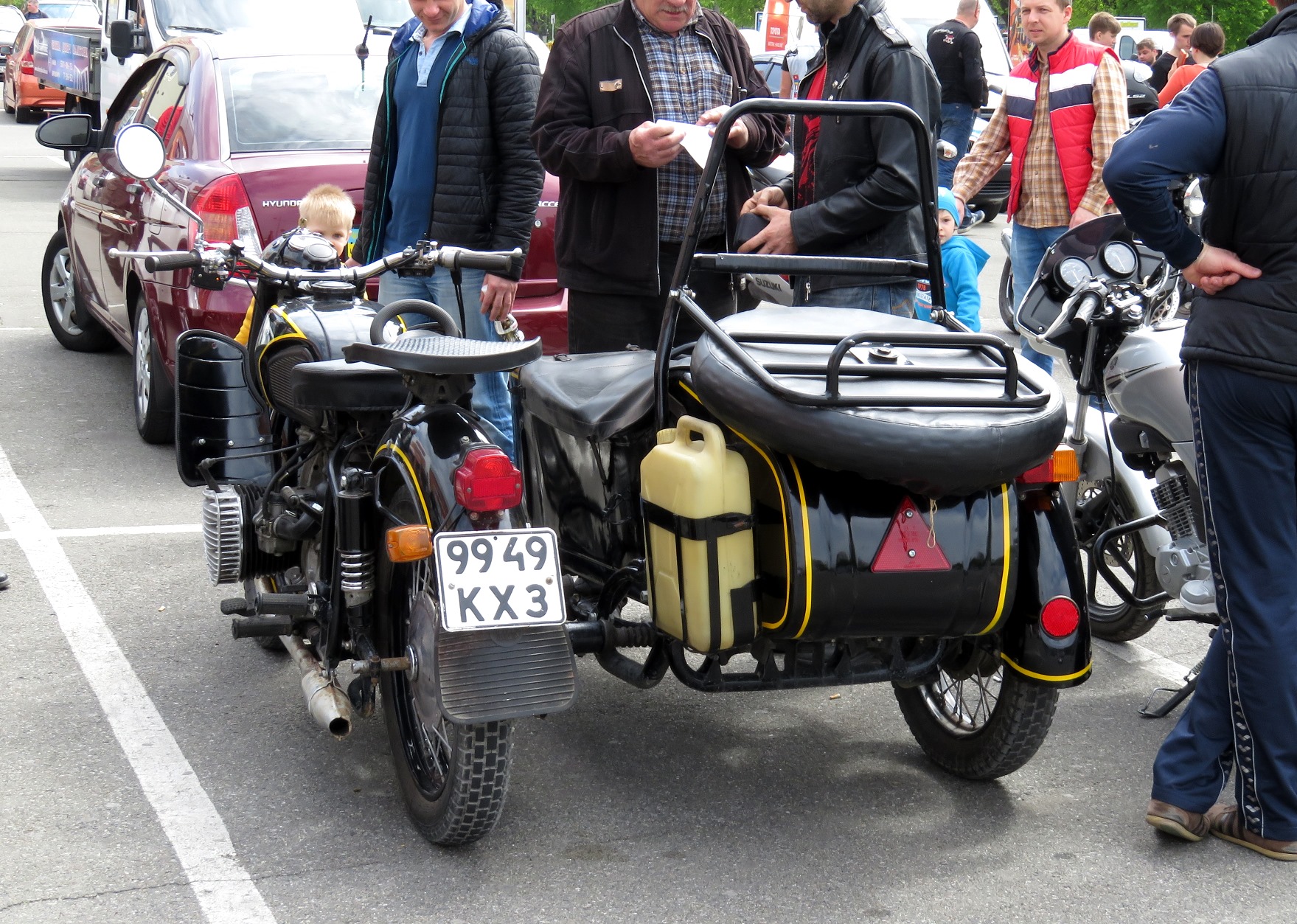 9949 КХЗ, Dnepr (KMZ) 12 