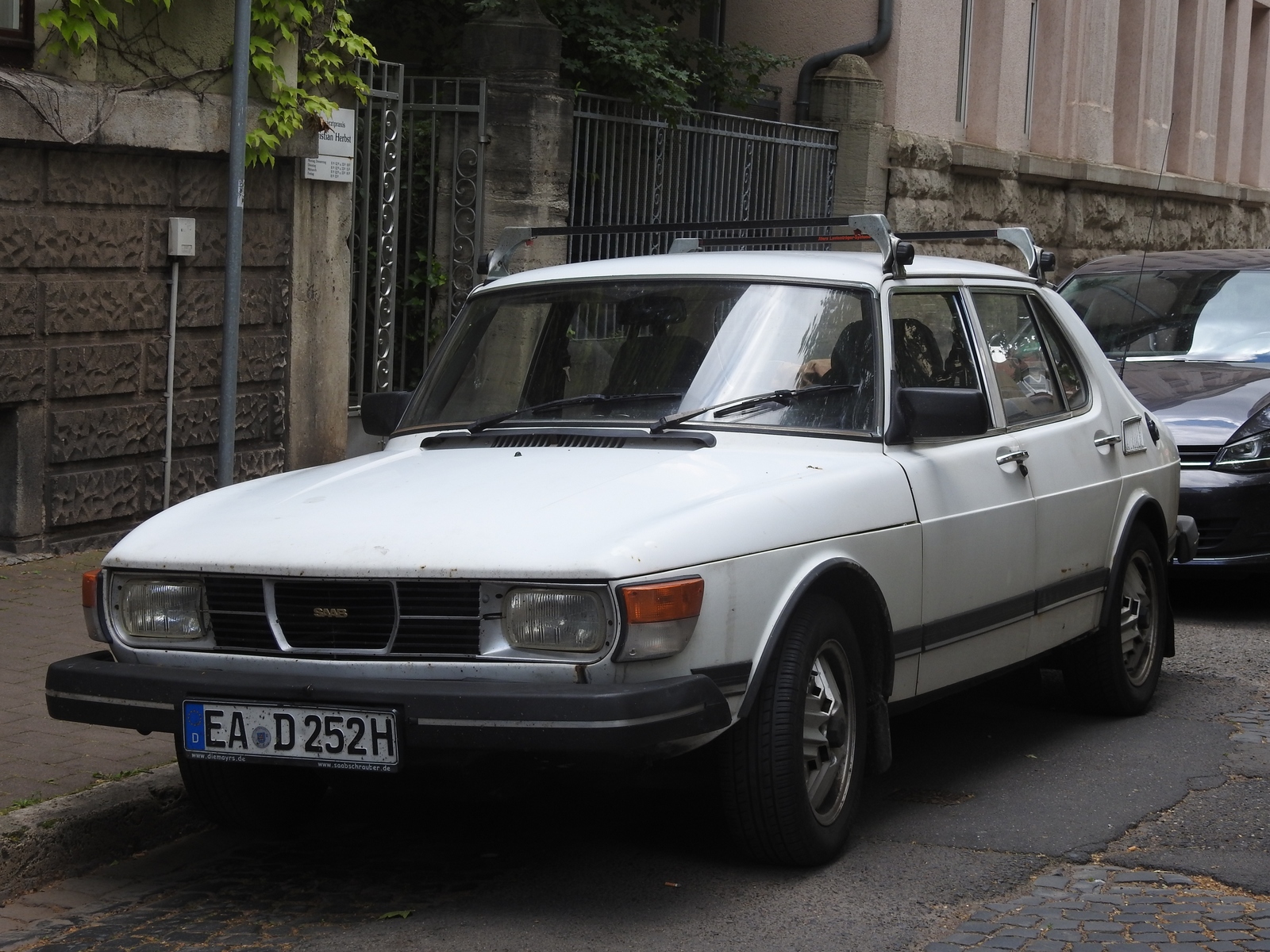 EA D 252 H, SAAB 99 4-door Sedan, 2nd facelift, 1977–1984