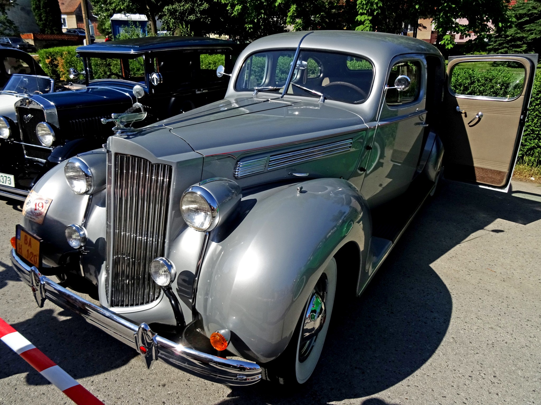 BA H 120, Packard Eight 