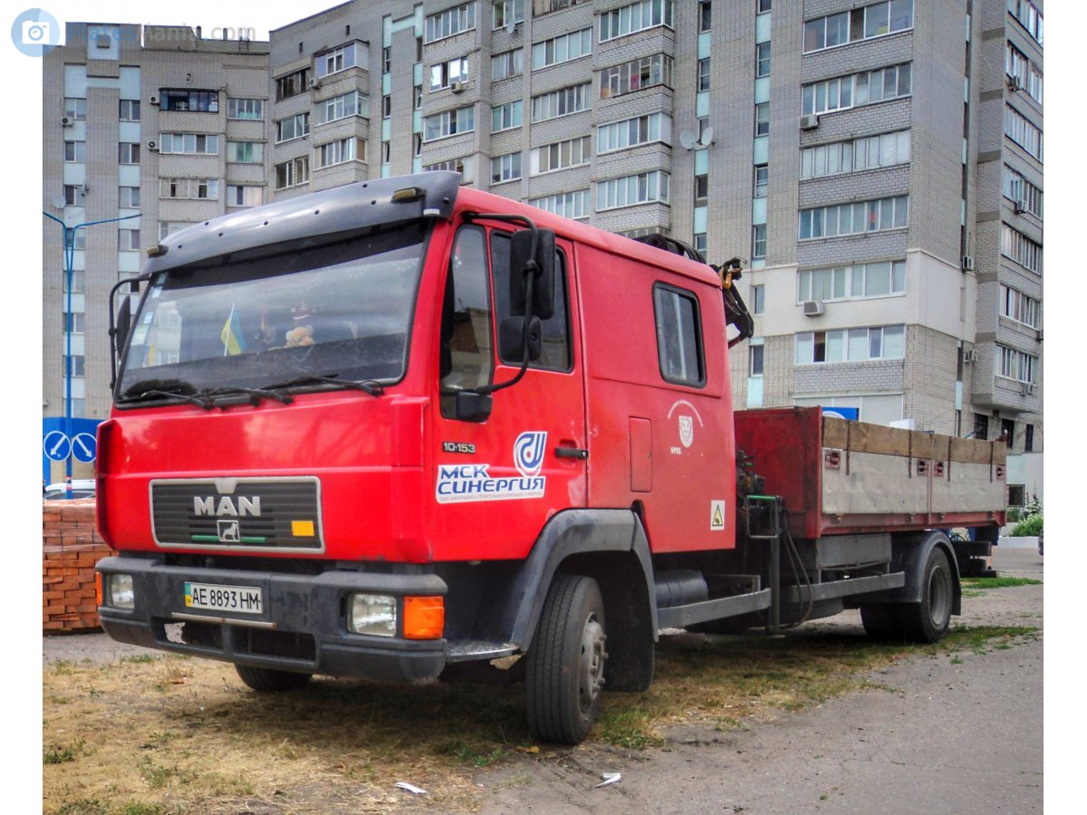 AE 8893 HM, MAN L2000 