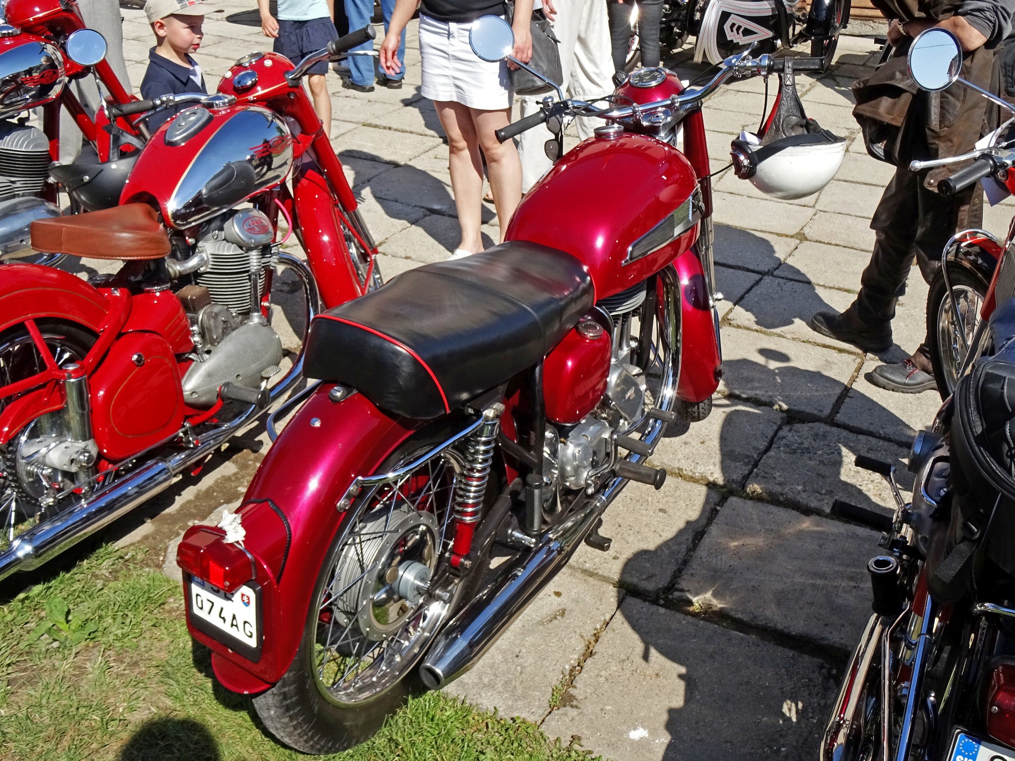 SE 074AG, Norton ES2 