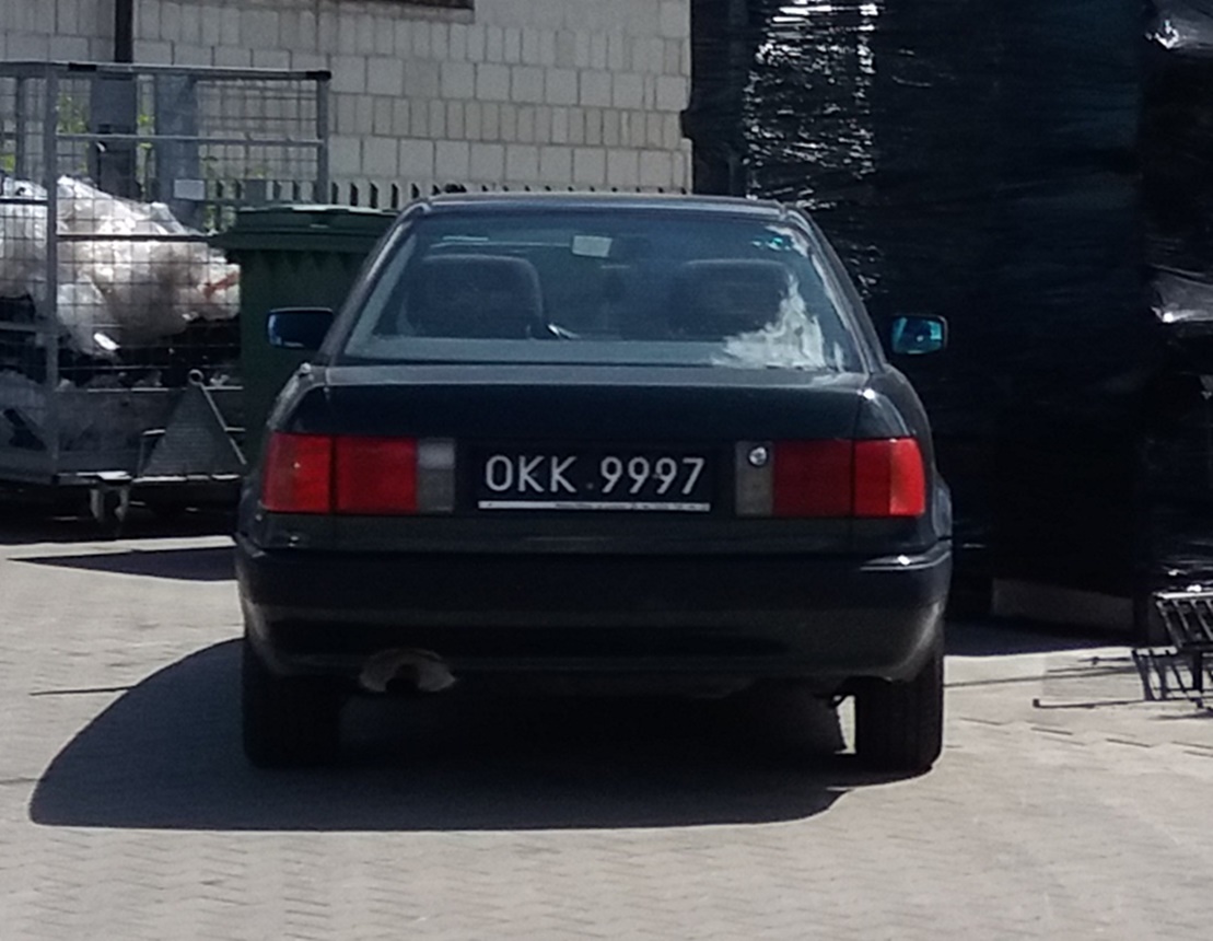 OKK 9997, Audi 80 