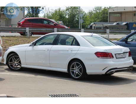 а777аа30, Mercedes-Benz E-Klasse