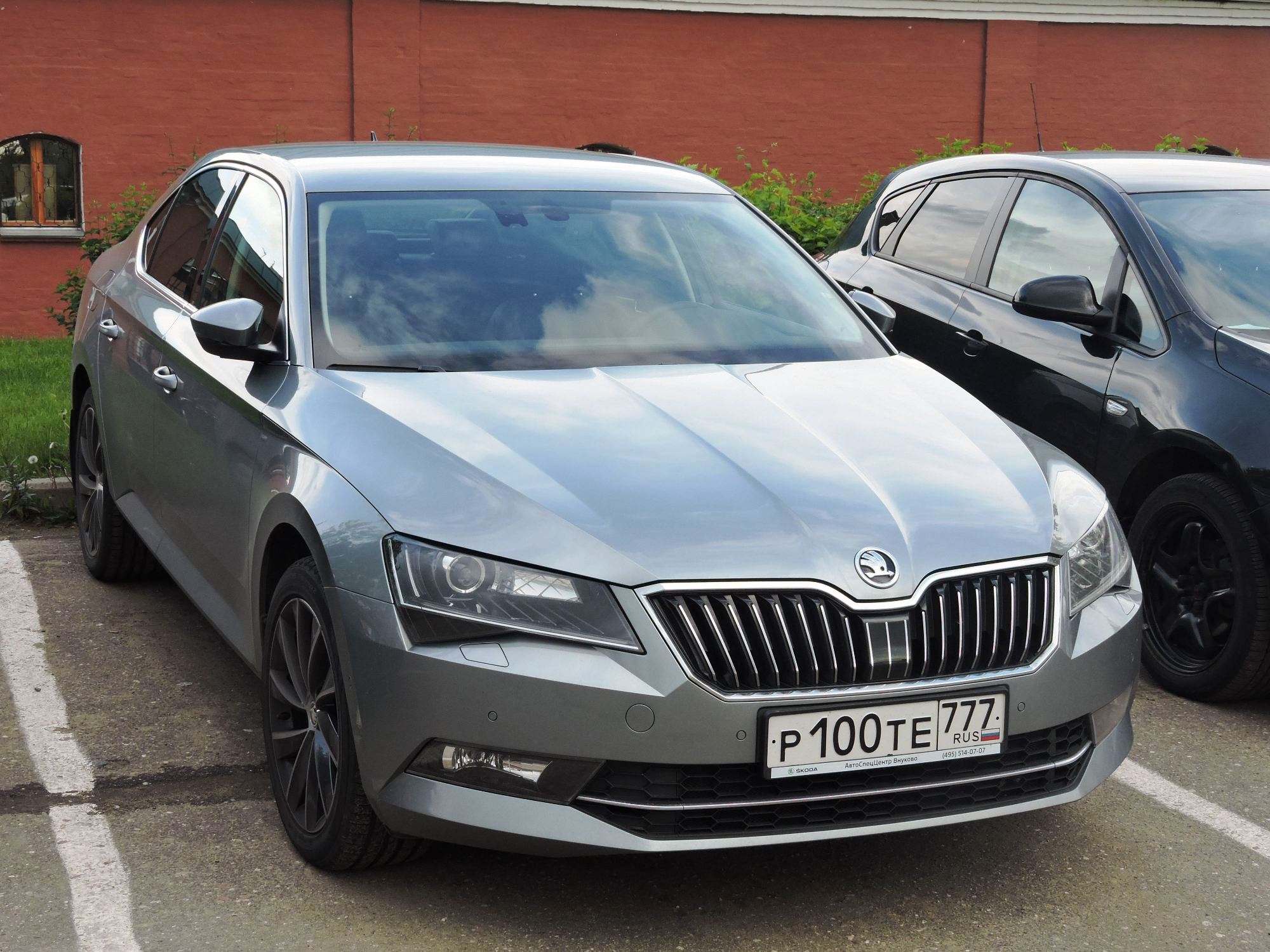 р 100 те 777, Skoda Superb 