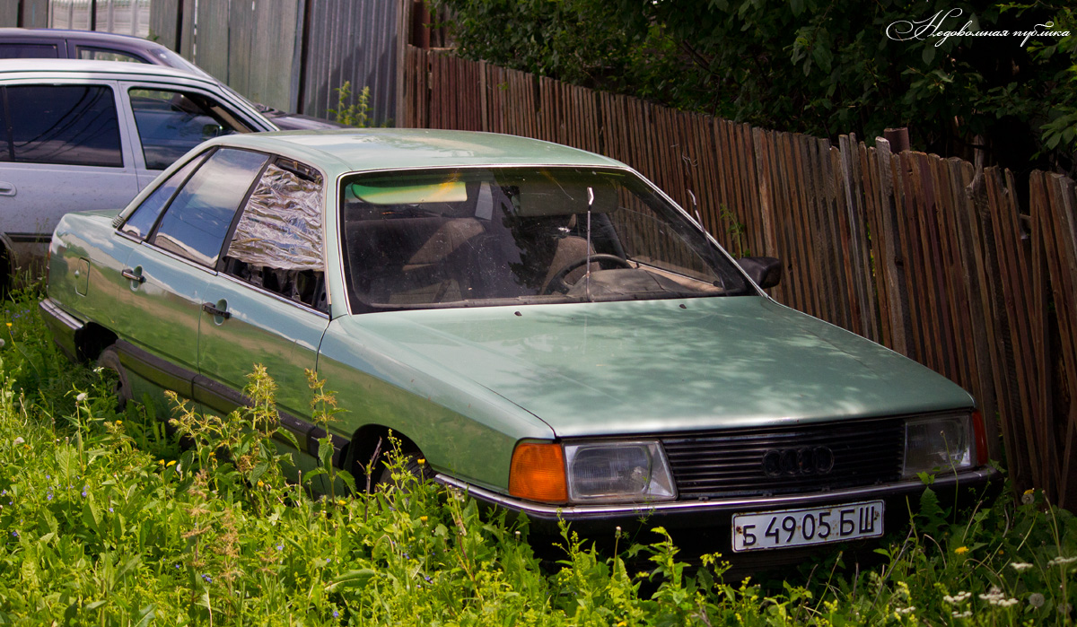 б 4905 БШ, Audi 100 3rd gen Sedan (C3/44), 1982–1991