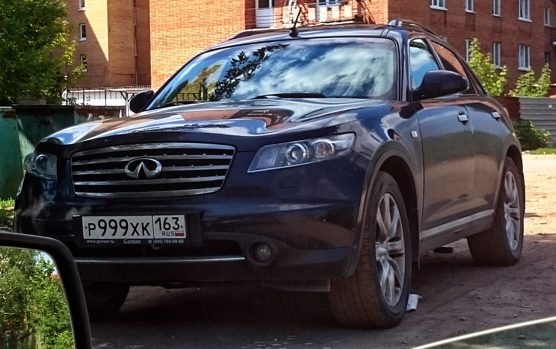 р 999 хк 163, Infiniti QX70/FX-Series 1st gen FX (S50), 2003–2008