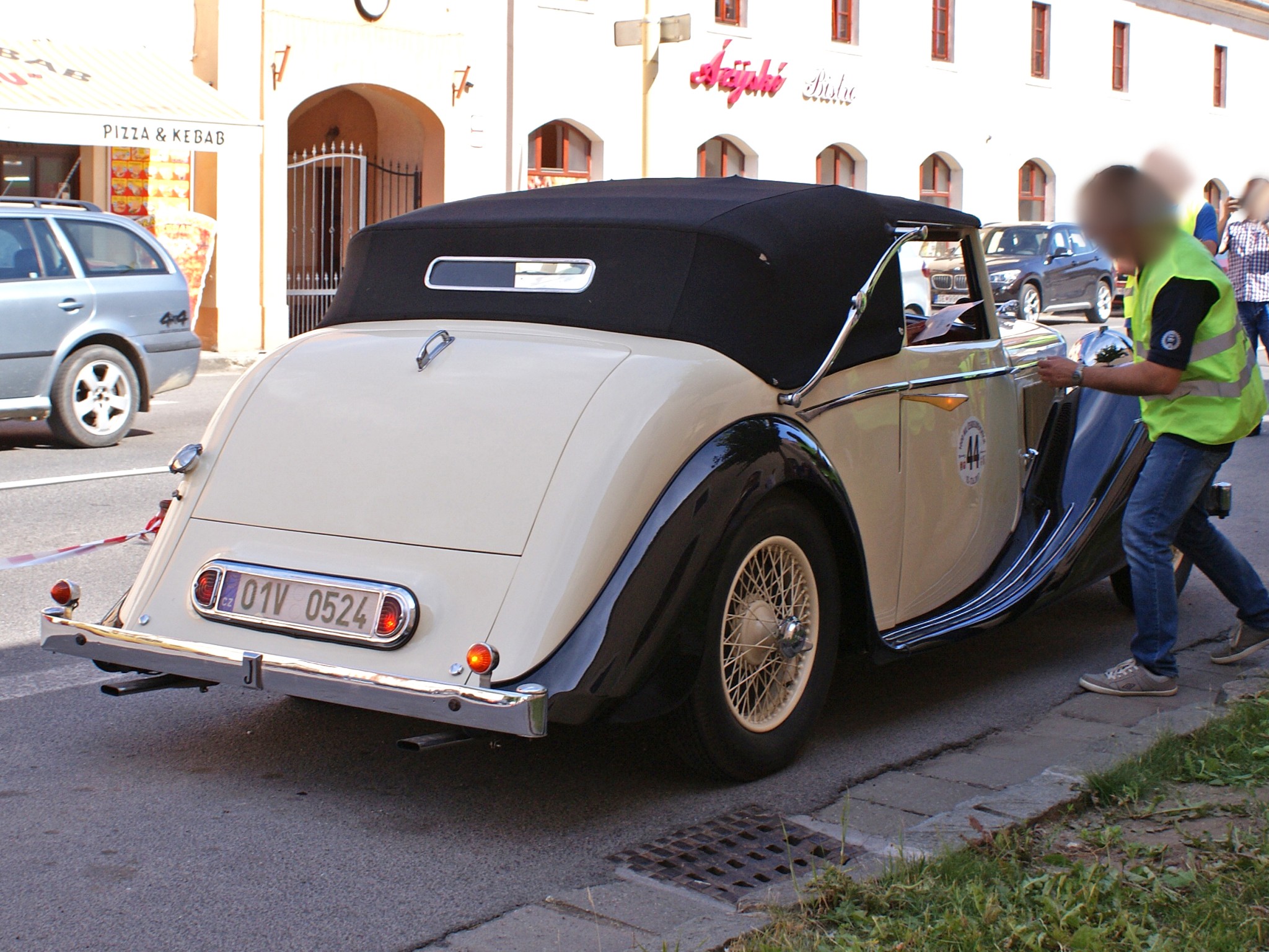 01V 0524, Jaguar Mark-Series 