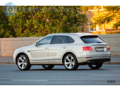 н777тн77, Bentley Bentayga