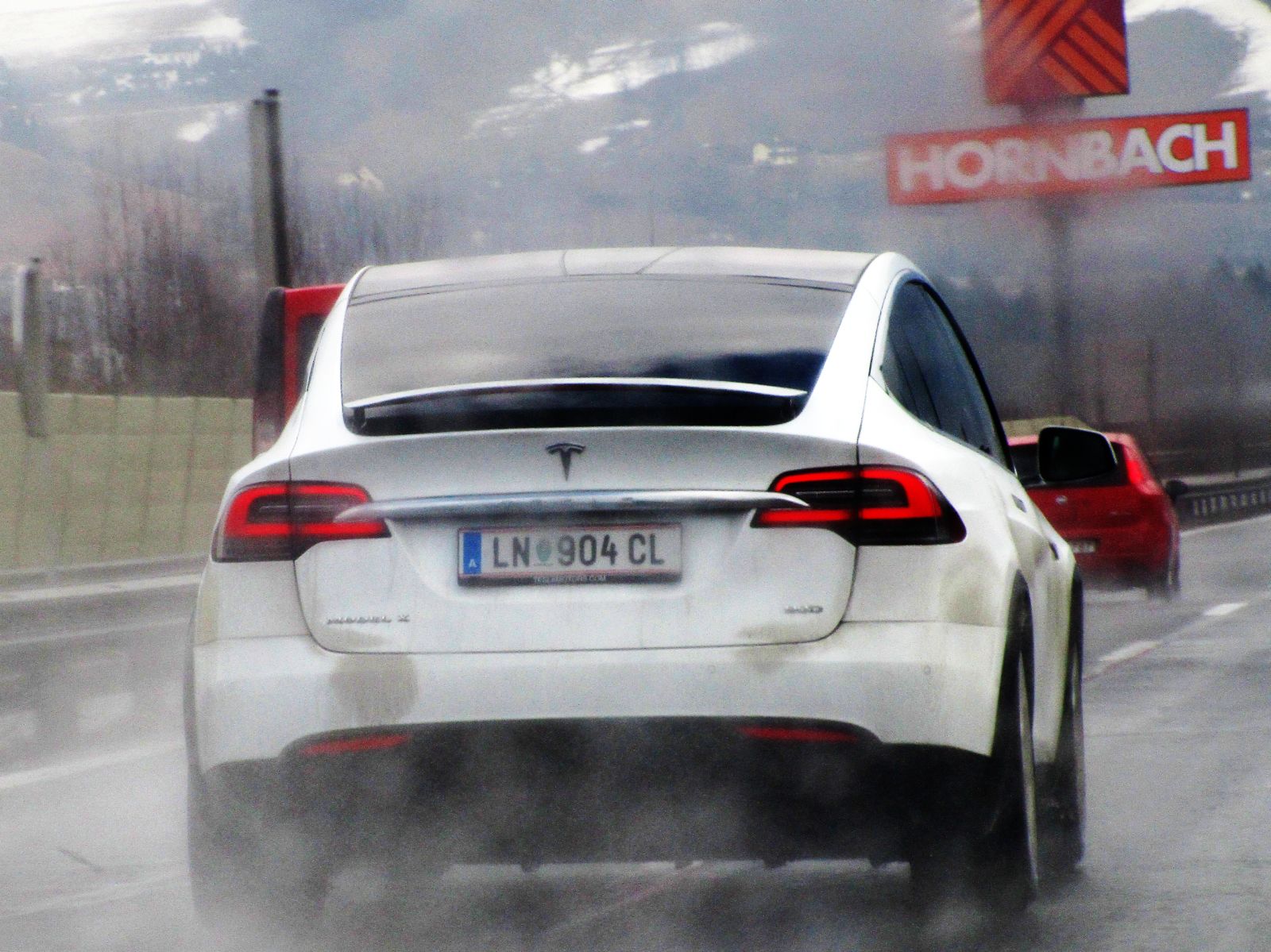 LN 904 CL, Tesla Model X 1st gen (5YJX), 2015–