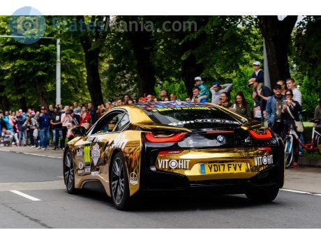 YD17 FVY, BMW i8
