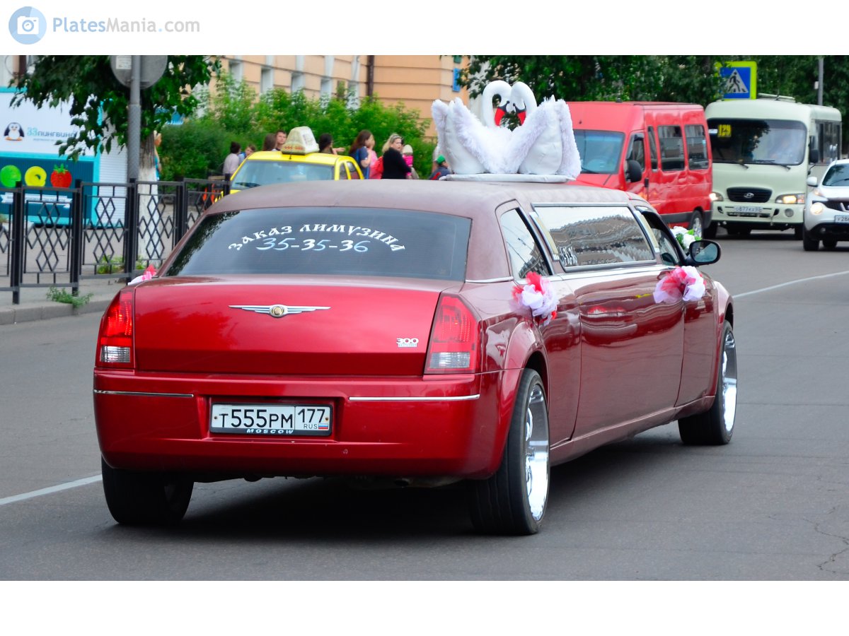 т 555 рм 177, Chrysler 300/300C 1st gen Sedan (LX), 2004–2010
