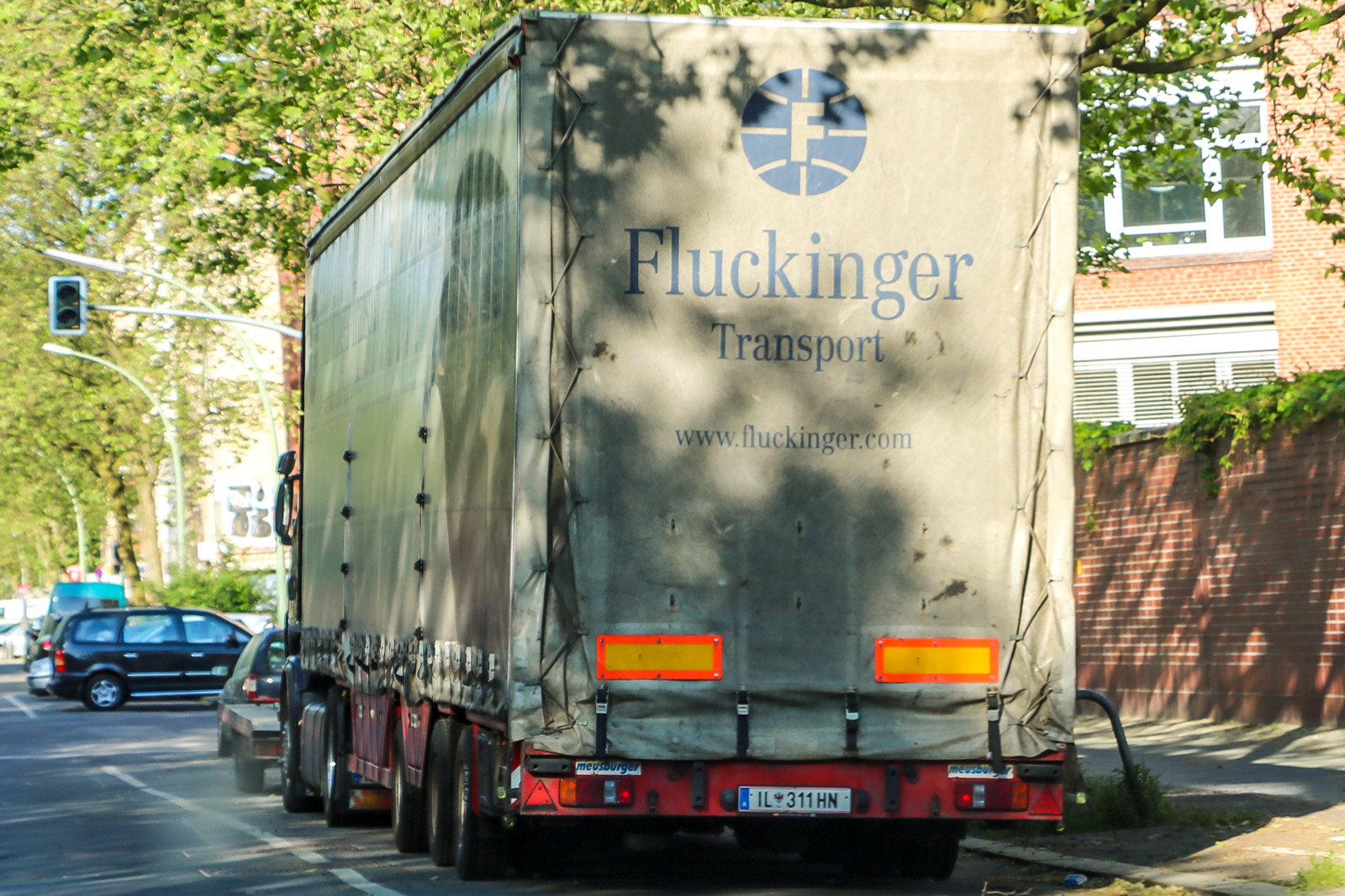 IL 311 HN, Meusburger 